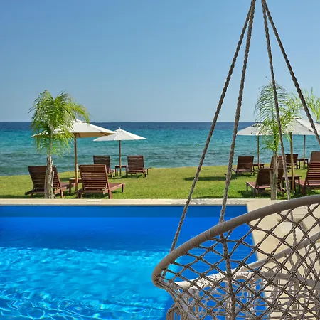 Cavo Orient & 4*